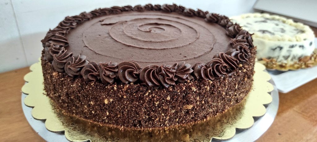 Chocolate cake - Single layer 10”